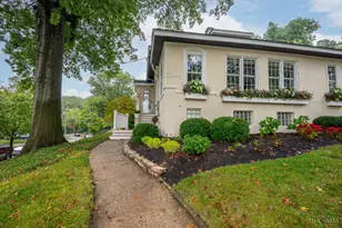 3246 Observatory Ave, Cincinnati, OH 45208 - Photo 4