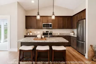 5019 Waterford Ln, Middletown, OH 45042 - Photo 4