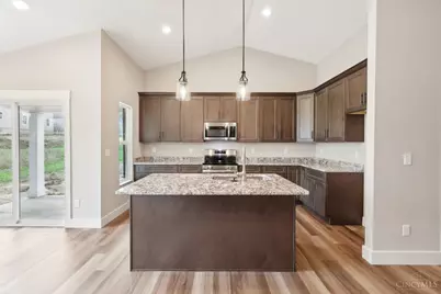 5019 Waterford Lane, Middletown, OH 45042 - Photo 6