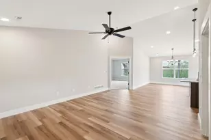 5019 Waterford Ln, Middletown, OH 45042 - Photo 12