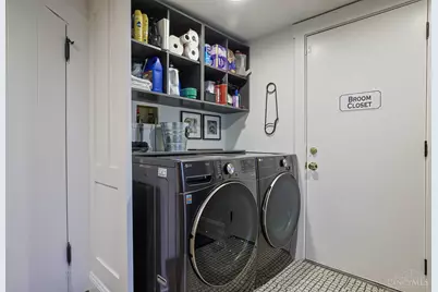 206 Hilltop Lane, Wyoming, OH 45215 - Photo 50