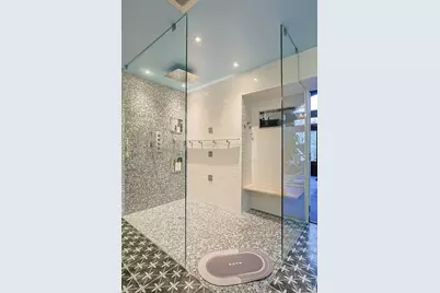 206 Hilltop Lane, Wyoming, OH 45215 - Photo 52