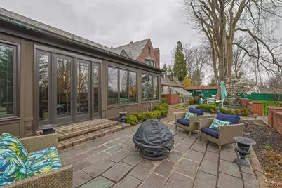 206 Hilltop Lane, Wyoming, OH 45215 - Photo 76