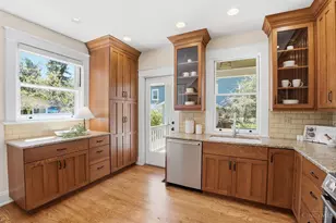 24 Arcadia Pl, Cincinnati, OH 45208 - Photo 16