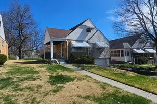 1088 Morado Dr, Cincinnati, OH 45238 - Photo 2