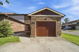 400 Terra Pl, Batavia Township, OH 45103 - Photo 1