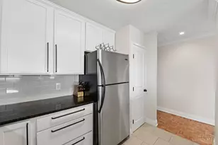 2200 Victory Pkwy, Cincinnati, OH 45206 - Photo 18