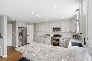 7259 Maple Leaf Ct, Liberty Township, OH 45044 - Photo 16