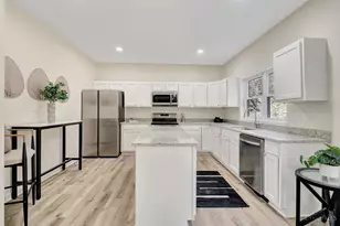 6000 Capri Dr, Cincinnati, OH 45224 - Photo 2