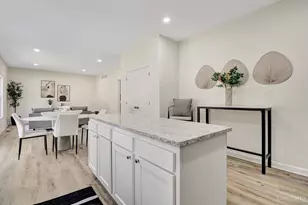 6000 Capri Dr, Cincinnati, OH 45224 - Photo 8