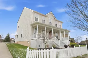 299 Village Park Dr, Lebanon, OH 45036 - Photo 2