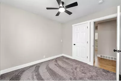 718 E Levitt Place, Union Township, OH 45245 - Photo 16