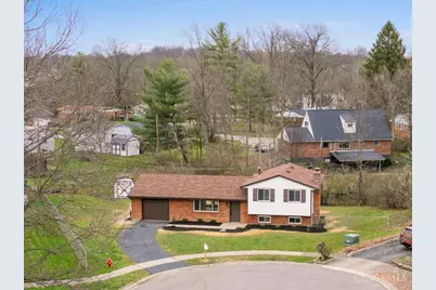 718 E Levitt Place, Union Township, OH 45245 - Photo 2