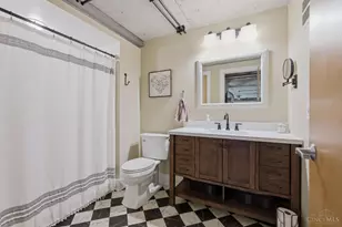 353 W 4th St, Cincinnati, OH 45202 - Photo 28