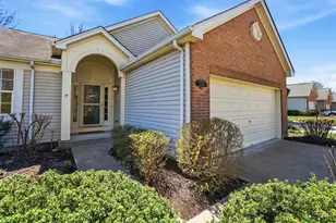 1013 Raintree Ln, Hamilton Township, OH 45039 - Photo 2