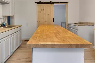 940 N High St, Hillsboro, OH 45133 - Photo 12