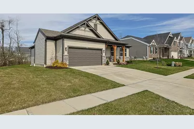 3782 Prestwick Circle, Pierce Township, OH 45245 - Photo 2