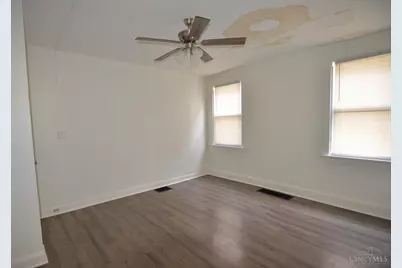 809 S Fred Shuttlesworth Circle, Cincinnati, OH 45229 - Photo 8