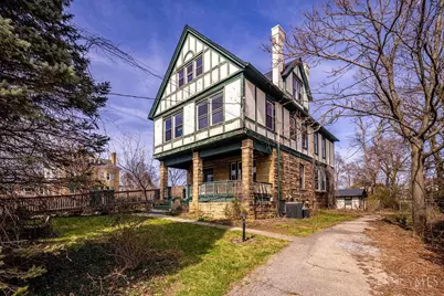 990 Burton Avenue, Cincinnati, OH 45229 - Photo 1