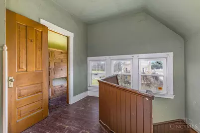 990 Burton Avenue, Cincinnati, OH 45229 - Photo 28