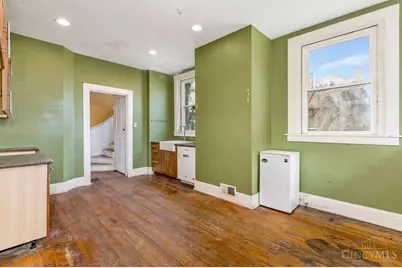 990 Burton Avenue, Cincinnati, OH 45229 - Photo 14