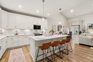 3740 Clydesdale Cir, Goshen, OH 45140 - Photo 4