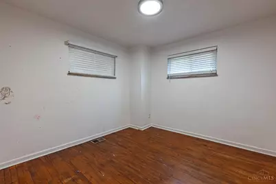 1725 Guise Court, Reading, OH 45215 - Photo 10