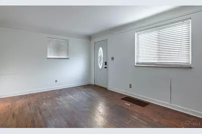 1725 Guise Court, Reading, OH 45215 - Photo 4