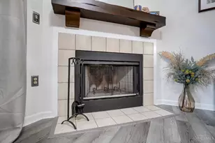 410 Carrington Ln, Loveland, OH 45140 - Photo 10