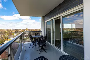 2200 Victory Pkwy, Cincinnati, OH 45206 - Photo 22