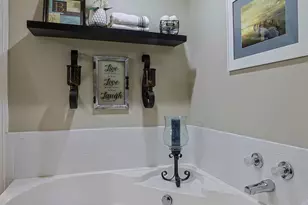 8033 Pinnacle Point Dr, West Chester, OH 45069 - Photo 24