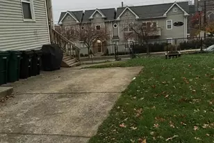 225 E University Ave, Cincinnati, OH 45219 - Photo 8