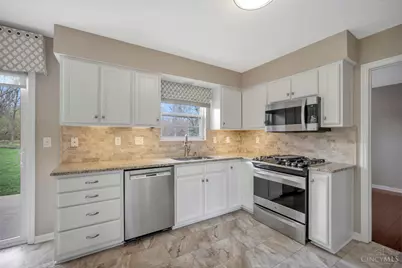 7880 Austin Ridge Drive, Cincinnati, OH 45247 - Photo 18