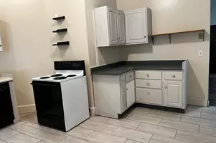 241 E University Ave, Cincinnati, OH 45219 - Photo 4