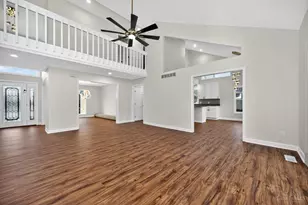 811 Wind Bluff Point, Springboro, OH 45066 - Photo 6