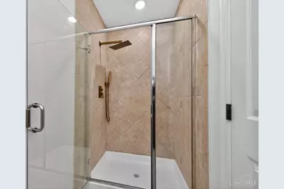 811 Wind Bluff Point, Springboro, OH 45066 - Photo 22