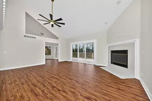 811 Wind Bluff Point, Springboro, OH 45066 - Photo 4