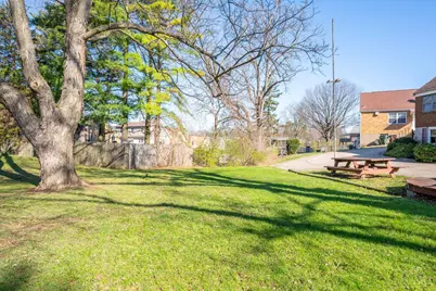 3847 Maywood Court, Cincinnati, OH 45211 - Photo 10