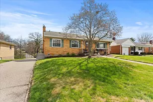 5592 Sprucewood Dr, Green Township, OH 45239 - Photo 2