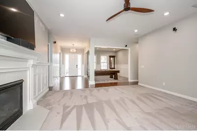 9034 Amy Marie Drive, West Chester, OH 45069 - Photo 6