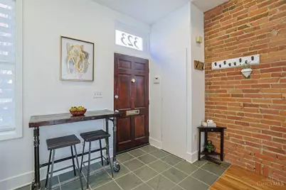 323 Milton Street, Cincinnati, OH 45202 - Photo 4