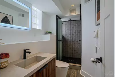 323 Milton Street, Cincinnati, OH 45202 - Photo 28