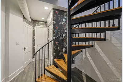 323 Milton Street, Cincinnati, OH 45202 - Photo 32