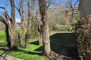 114 Winkler St, Cincinnati, OH 45219 - Photo 1