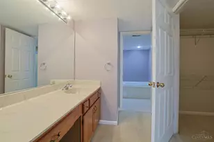 7630 Cheviot Rd, Cincinnati, OH 45247 - Photo 22