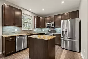 5805 Turning Leaf Way, Maineville, OH 45039 - Photo 12