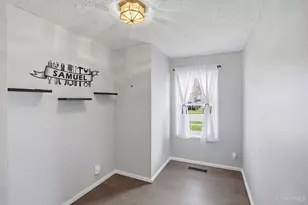 635 Carefree Dr, Union Township, OH 45244 - Photo 28