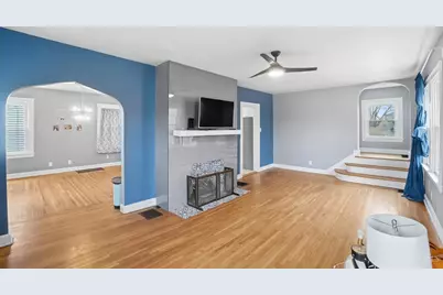 3637 Mozart, Cheviot, OH 45211 - Photo 4