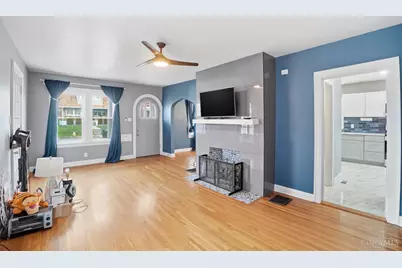 3637 Mozart, Cheviot, OH 45211 - Photo 6