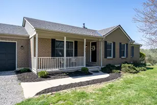 272 Inwood Rd, Chester Township, OH 45177 - Photo 4